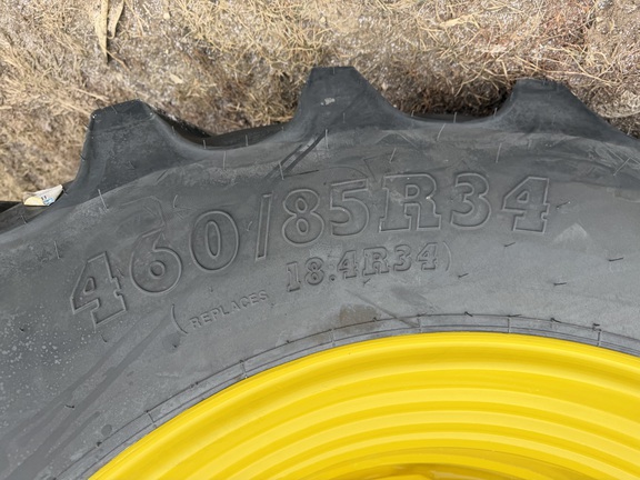 2025 John Deere 5075M - Photo14