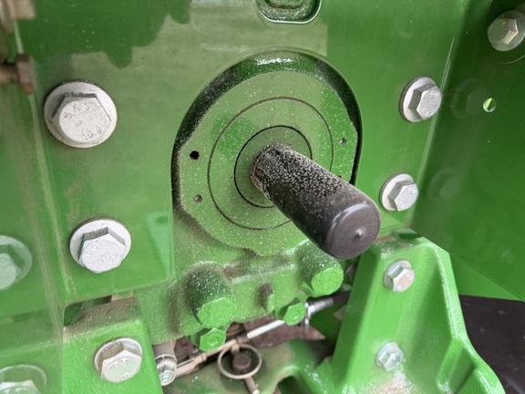 2025 John Deere 5075M - Photo23