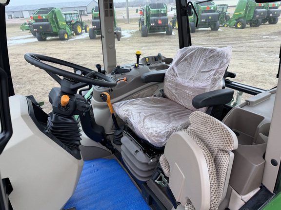 2025 John Deere 5075M - Photo25