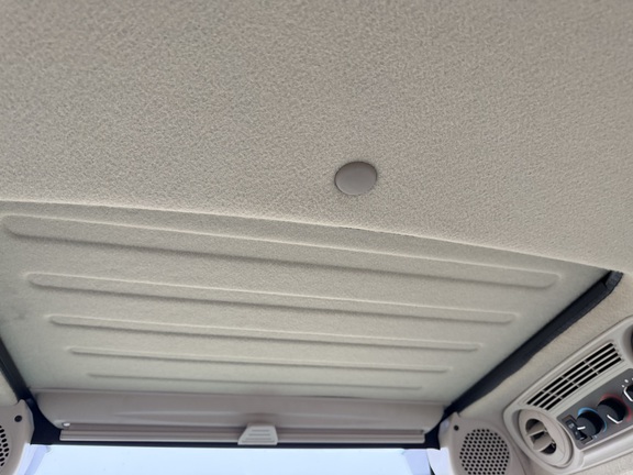 2025 John Deere 5075M - Photo28