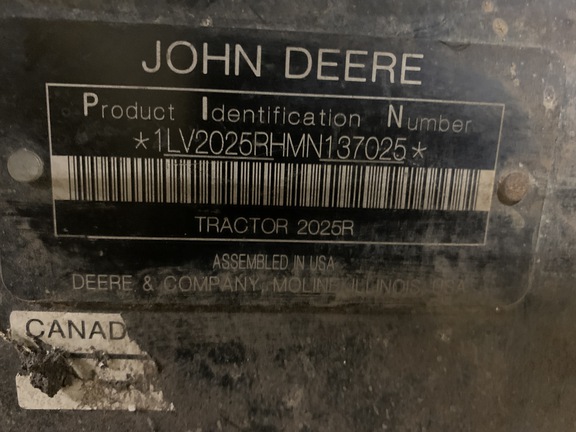 Photo of 2022 John Deere 2025R
