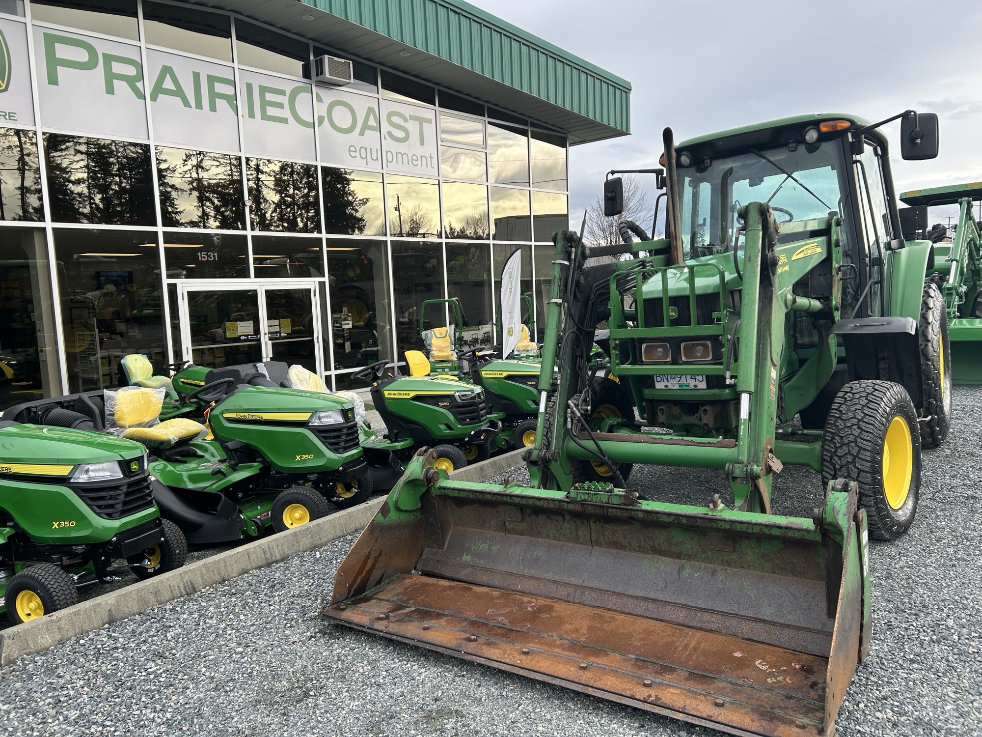 2009 John Deere 6230 Image 2