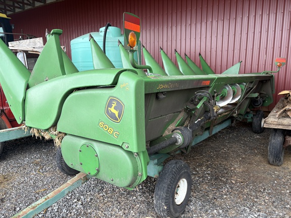 Photo of 2011 John Deere 608C