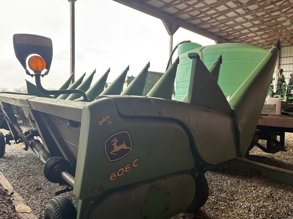 Photo of 2011 John Deere 608C