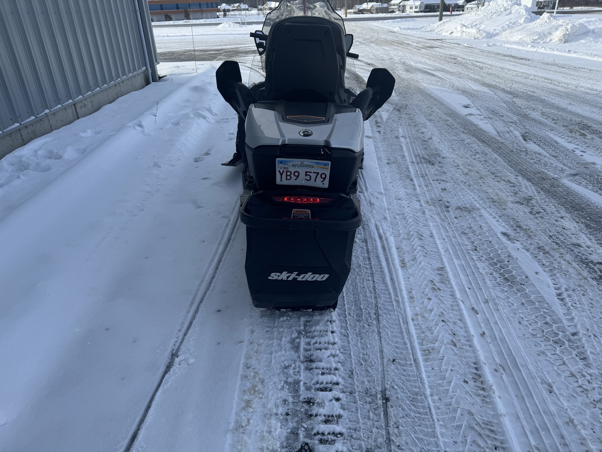 2019 Ski Doo Grand-Touring LTD 900 turbo Image 4