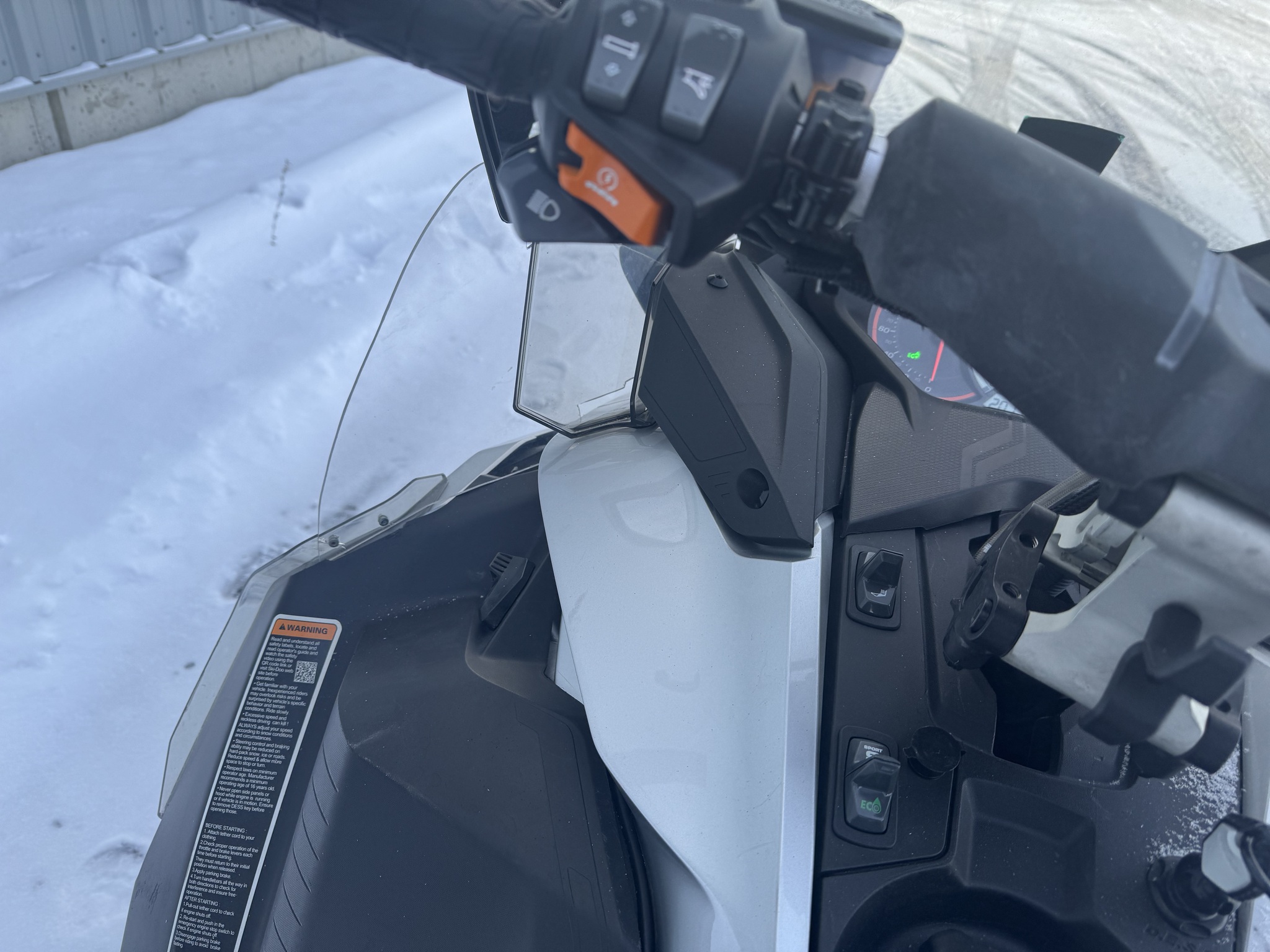 2019 Ski Doo Grand-Touring LTD 900 turbo Image 11