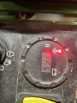 2021 John Deere Z740R - Photo9