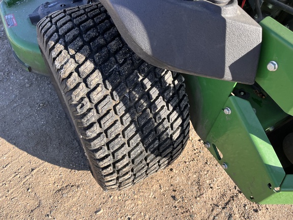 2021 John Deere Z740R - Photo12