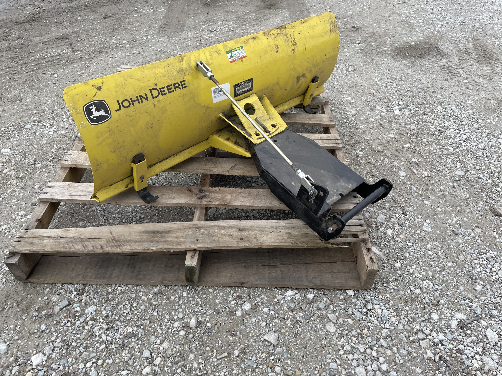 2013 John Deere 44 Image 4