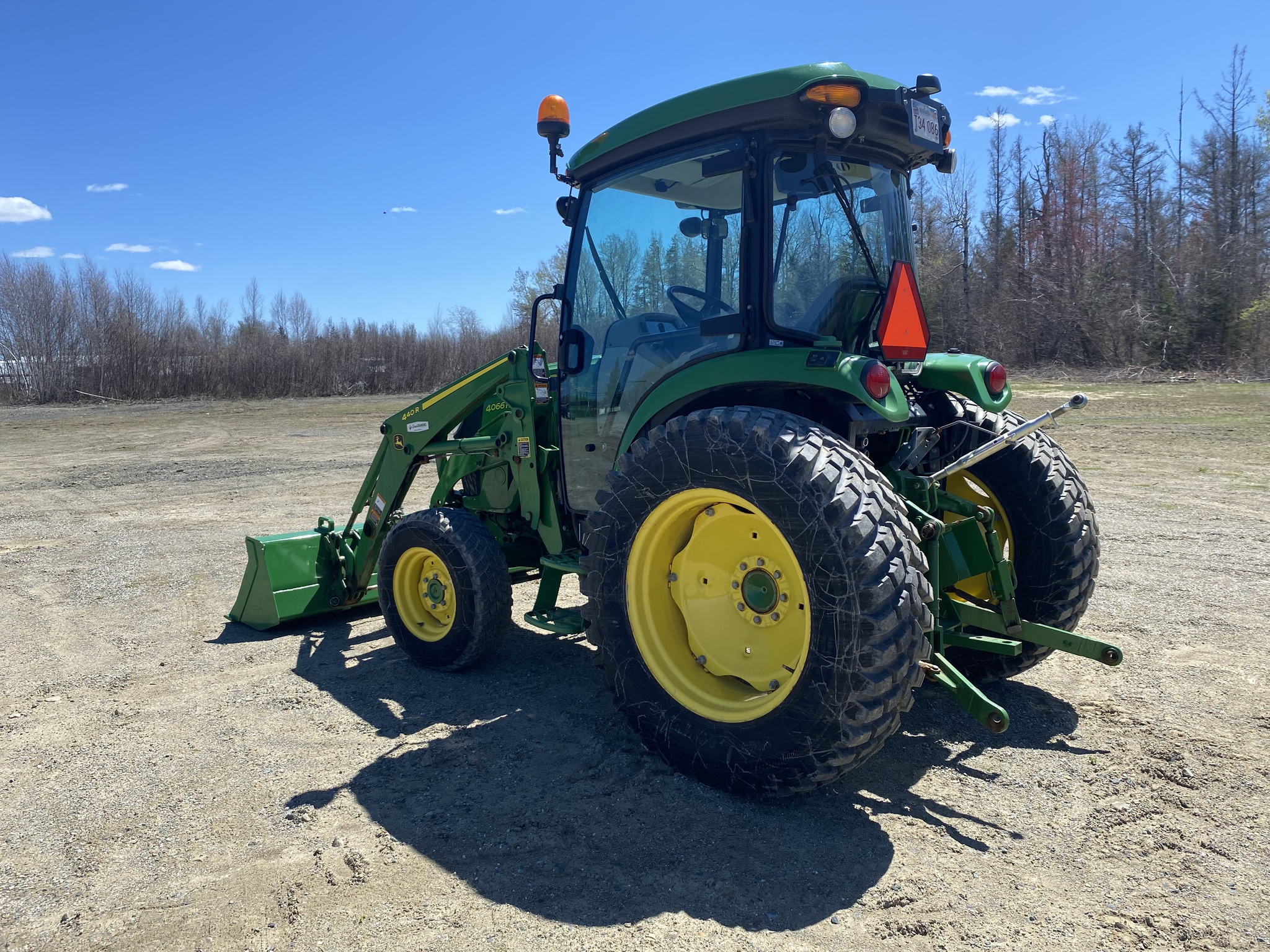 2022 John Deere 4066R Image 2