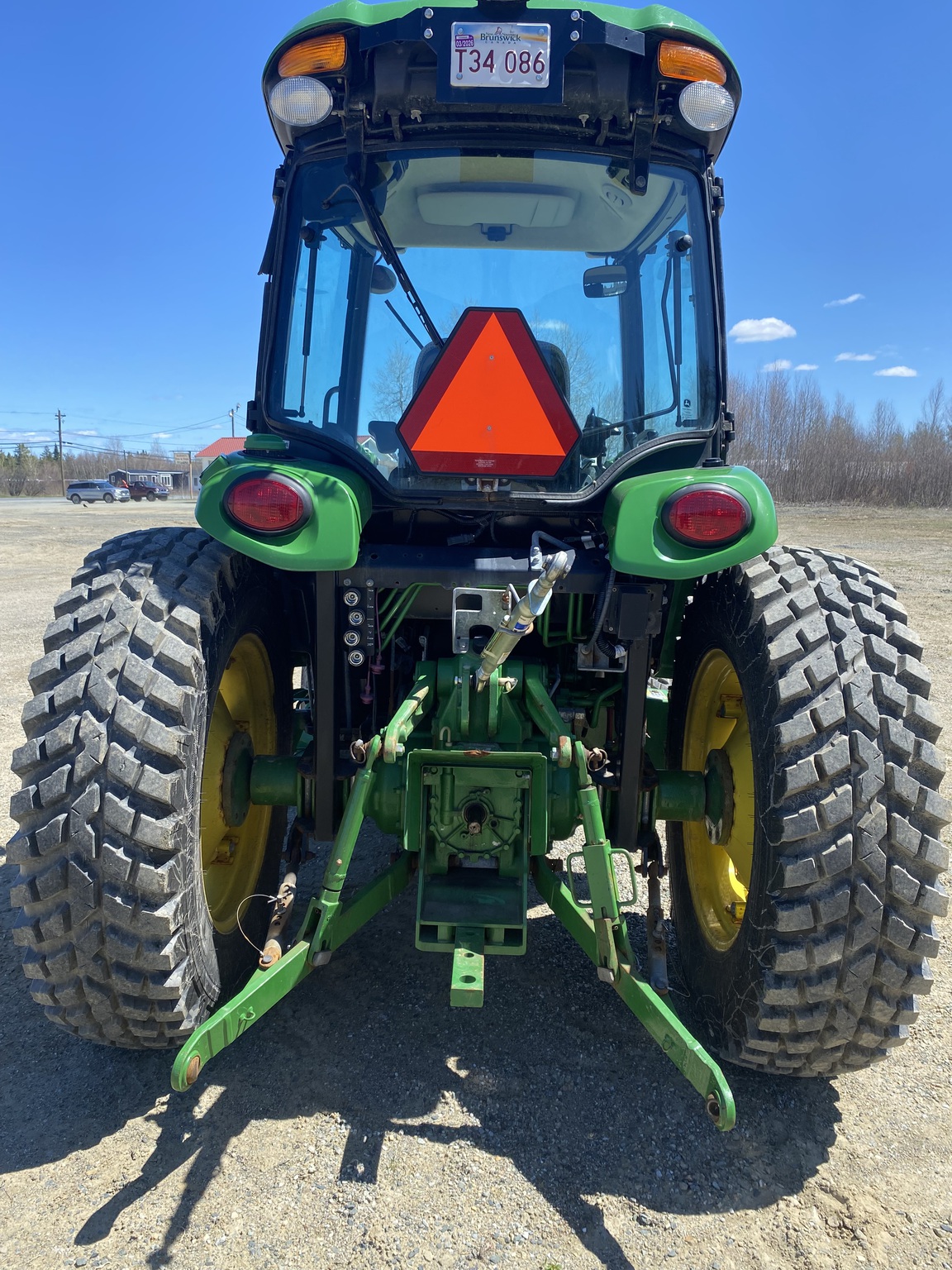 2022 John Deere 4066R Image 3