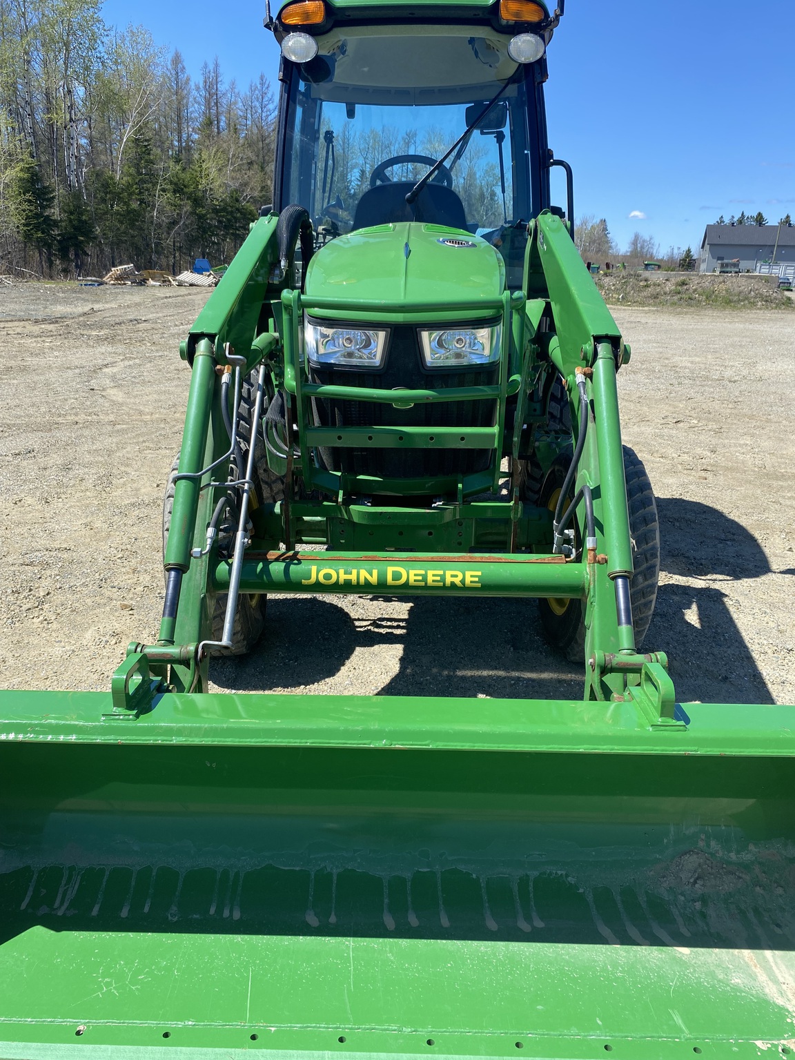2022 John Deere 4066R Image 17