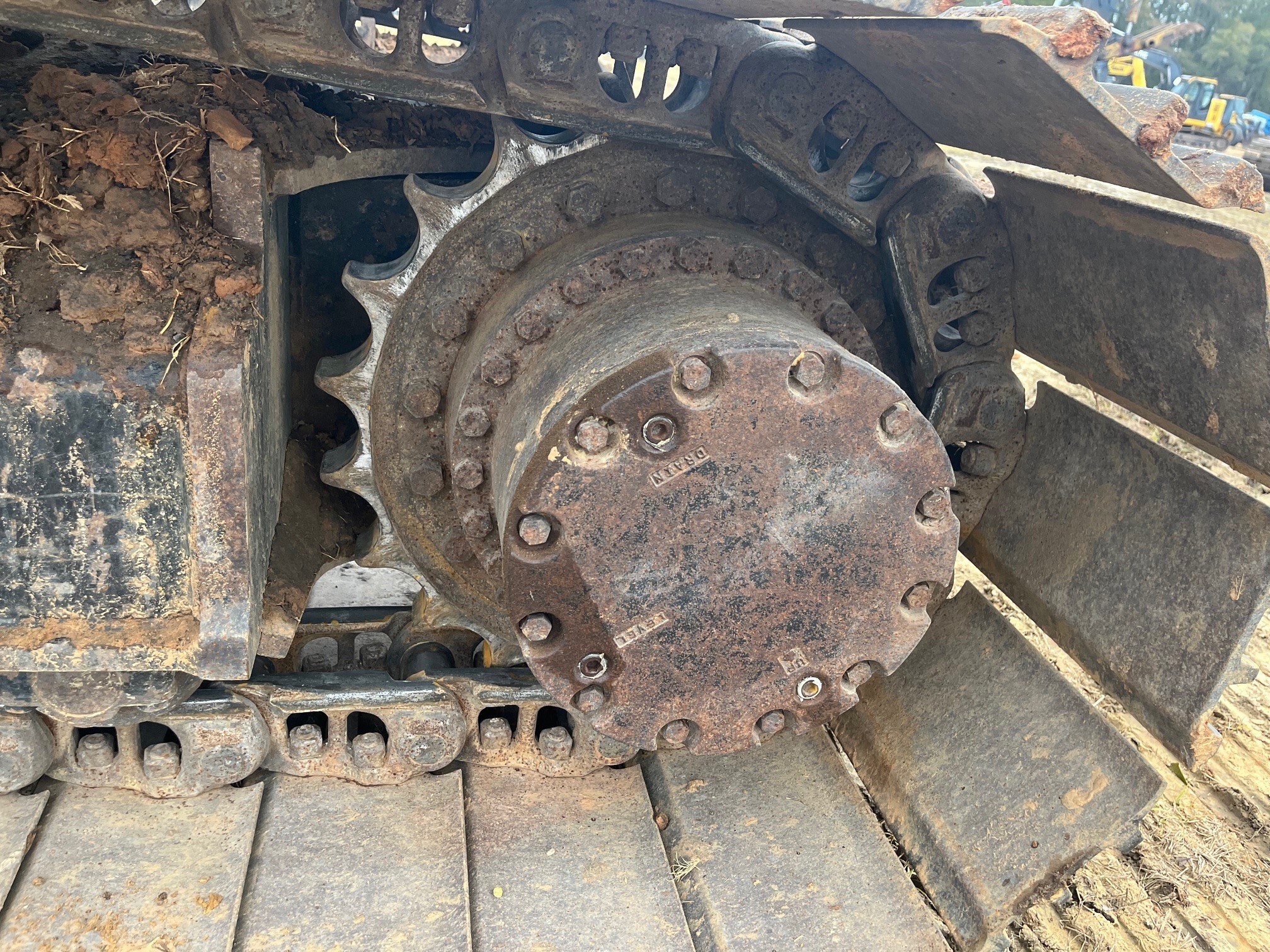 2019 John Deere 210G LC Image 5