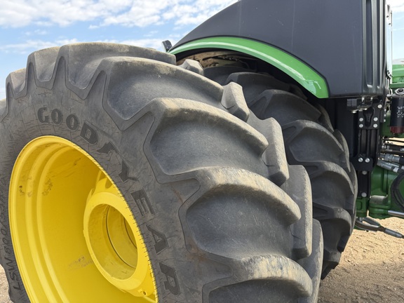 2025 John Deere 9R 590 - Photo15