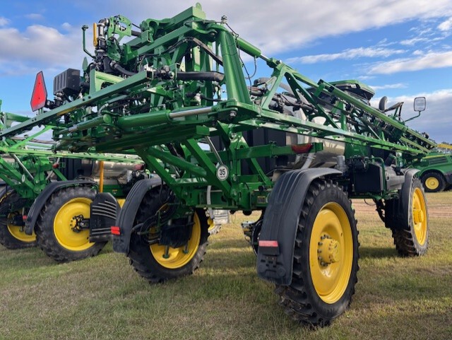 2024 John Deere 410R Image 8