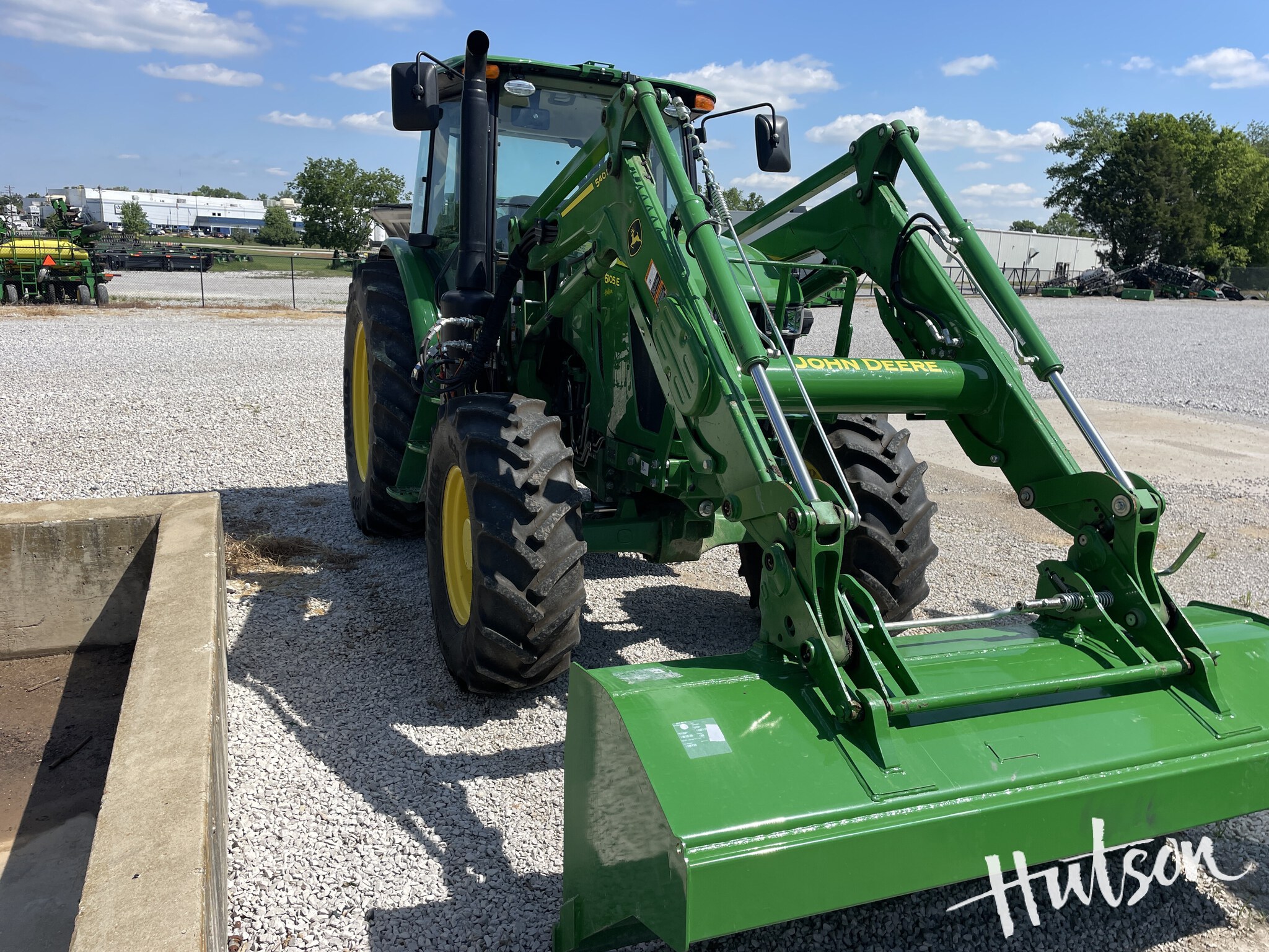 2024 John Deere 6105E