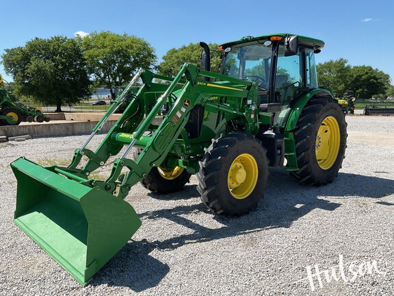 Photo of 2024 John Deere 6105E