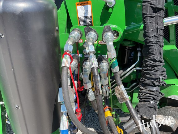 Photo of 2024 John Deere 6105E