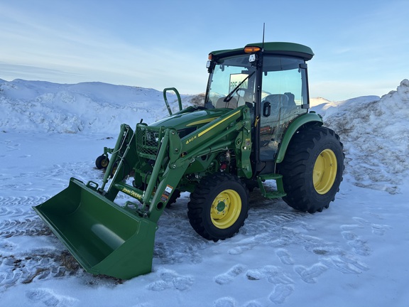  John Deere 4052R