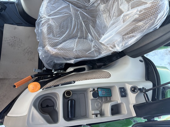 Used 2024 John Deere 4052R Compact Utility Tractors at Horizon Ag & Turf in Westlock, AB - Photo11