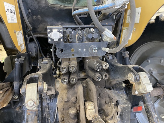 2004 Challenger MT565B - Photo20
