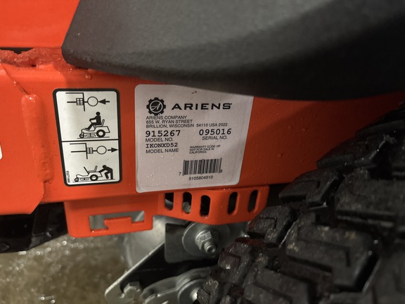 Used 2022 Ariens IKON XD 52 Zero Turn Mowers at Koenig Equipment in Urbana, OH - Photo10