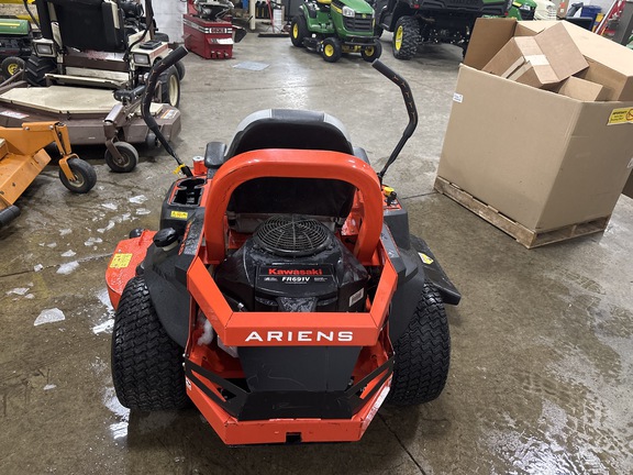 Used 2022 Ariens IKON XD 52 Zero Turn Mowers at Koenig Equipment in Urbana, OH - Photo1