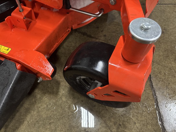 Used 2022 Ariens IKON XD 52 Zero Turn Mowers at Koenig Equipment in Urbana, OH - Photo11