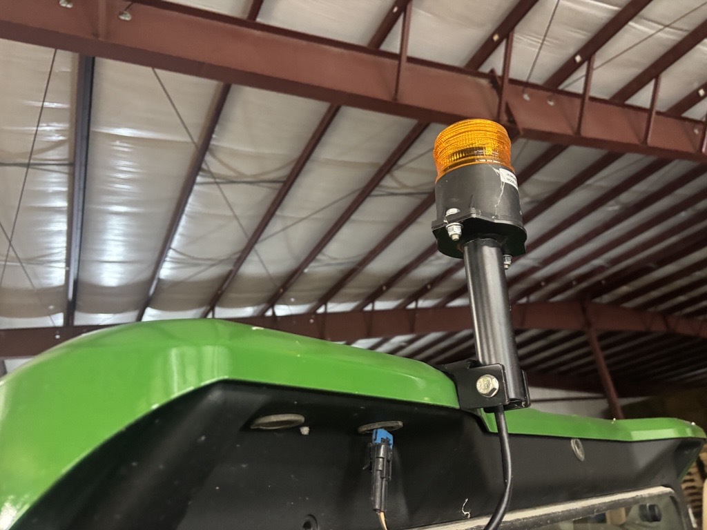 2023 John Deere XUV 835R Image 7