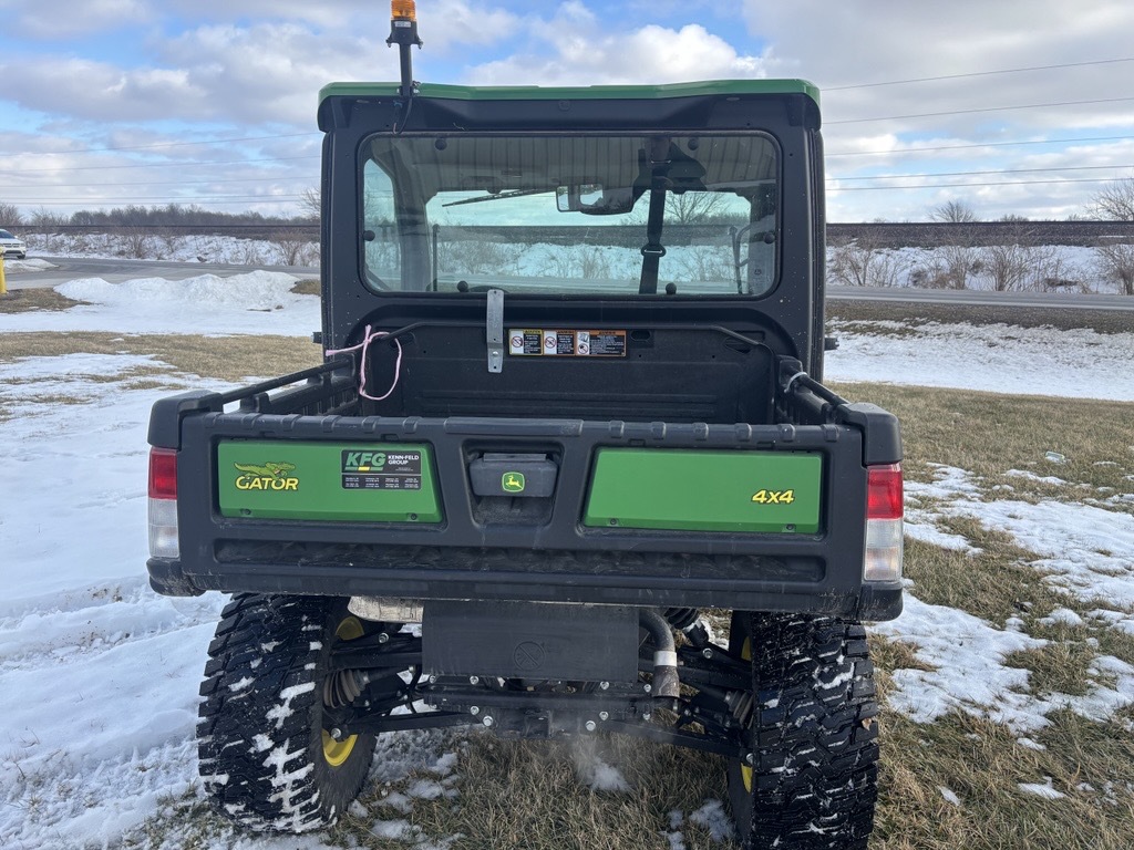 2023 John Deere XUV 835R Image 20
