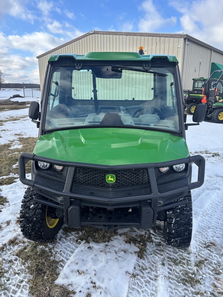 2023 John Deere XUV 835R Image 22
