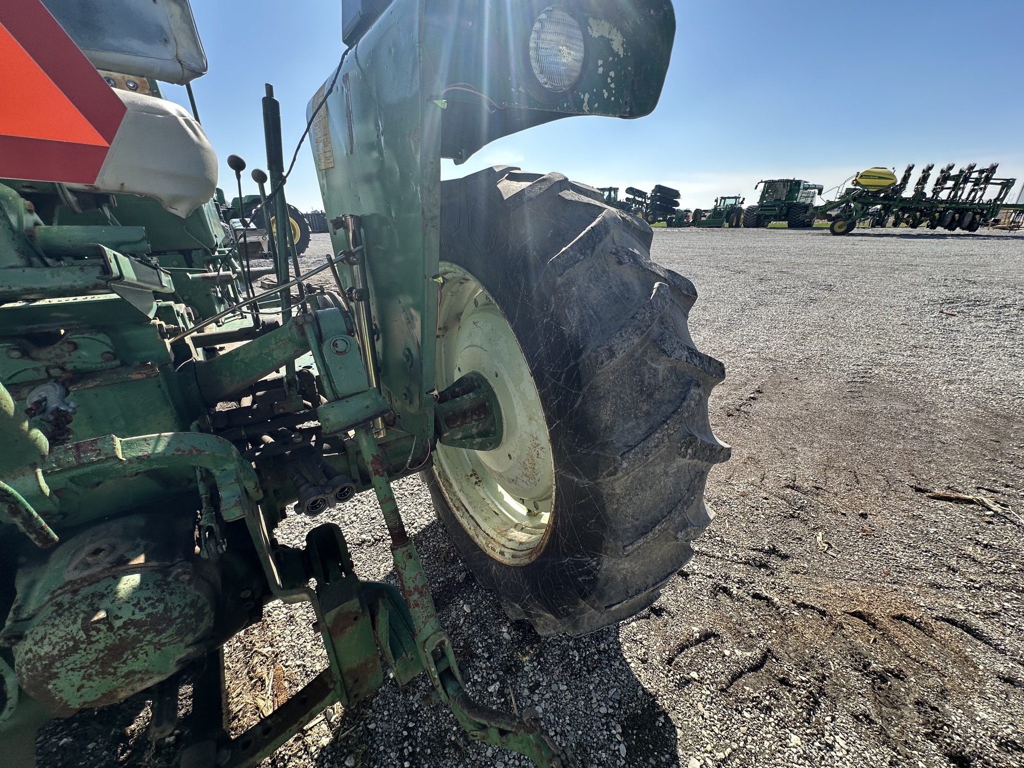 1969 Oliver 1655 Image 12