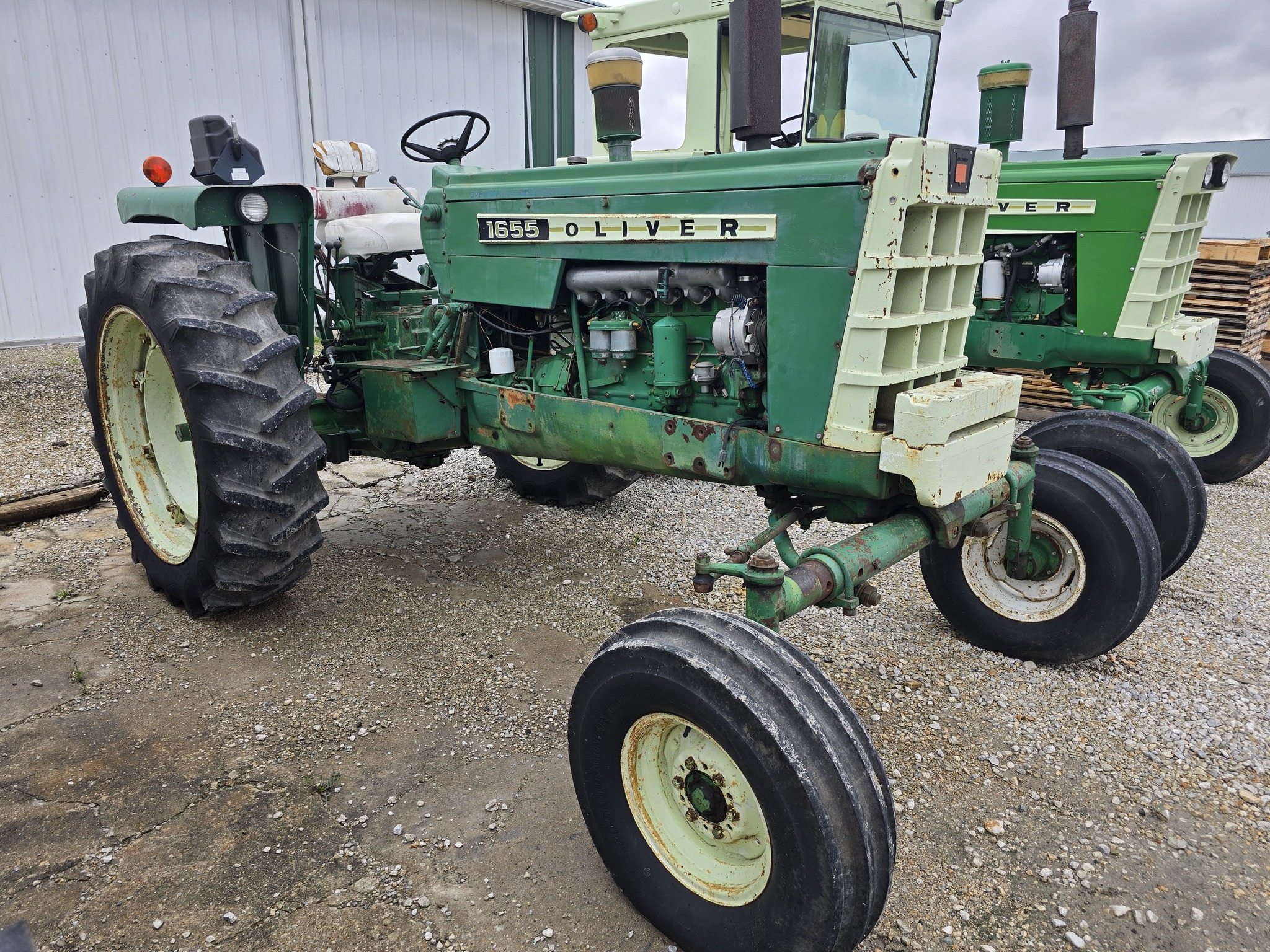 1969 Oliver 1655 Image 3