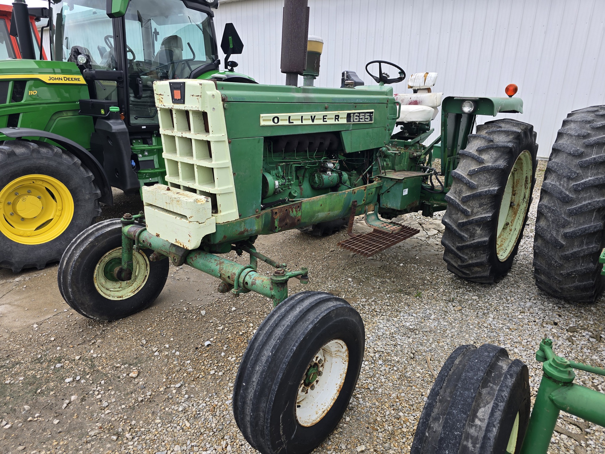 1969 Oliver 1655 Image 1