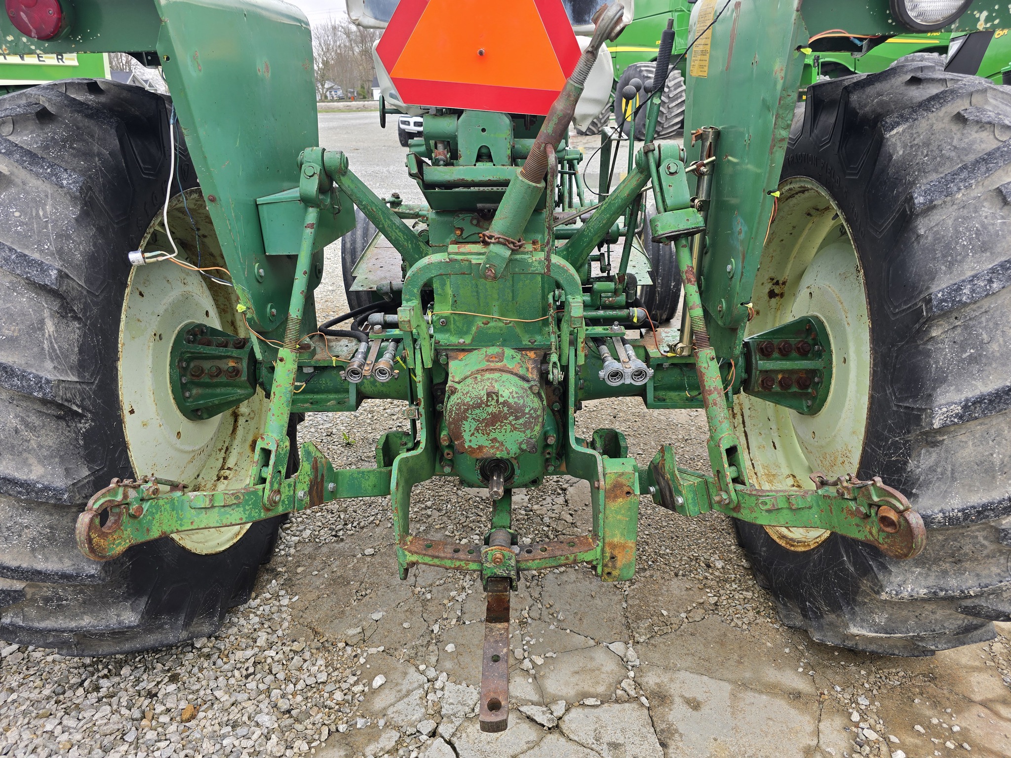 1969 Oliver 1655 Image 10