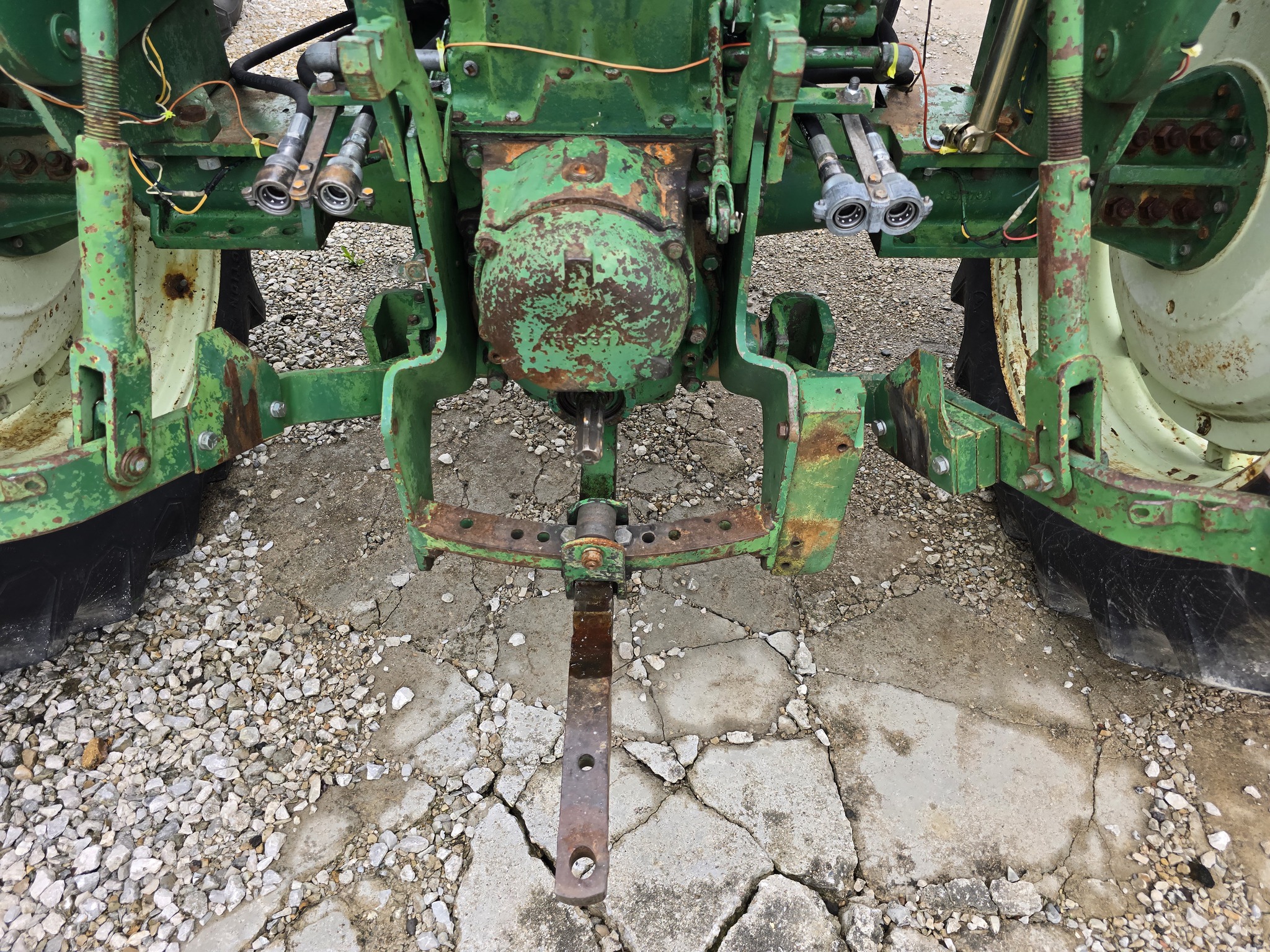 1969 Oliver 1655 Image 11