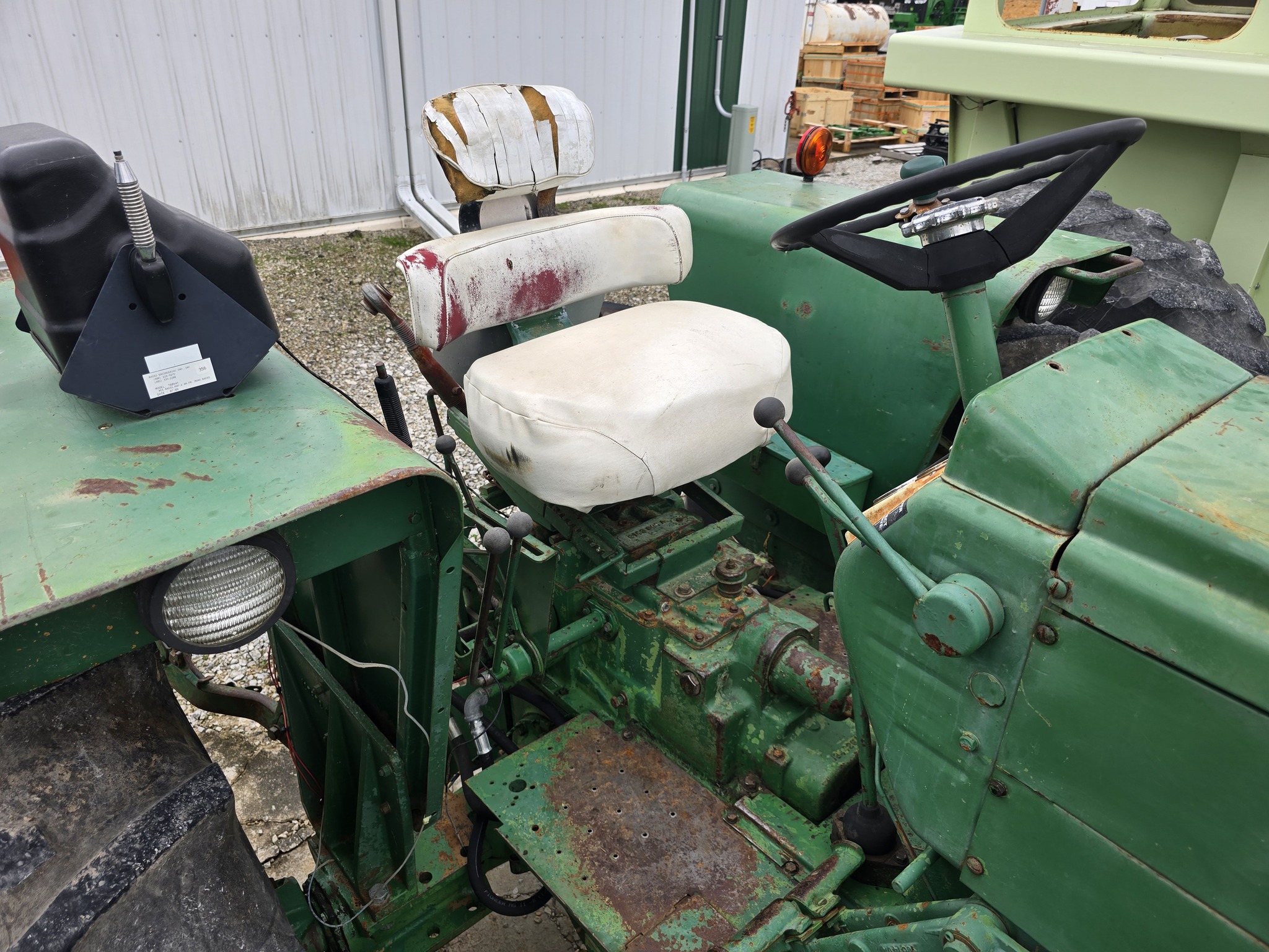 1969 Oliver 1655 Image 15