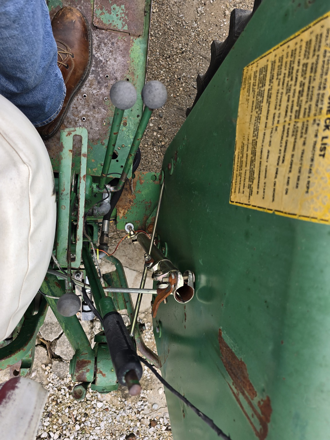 1969 Oliver 1655 Image 18