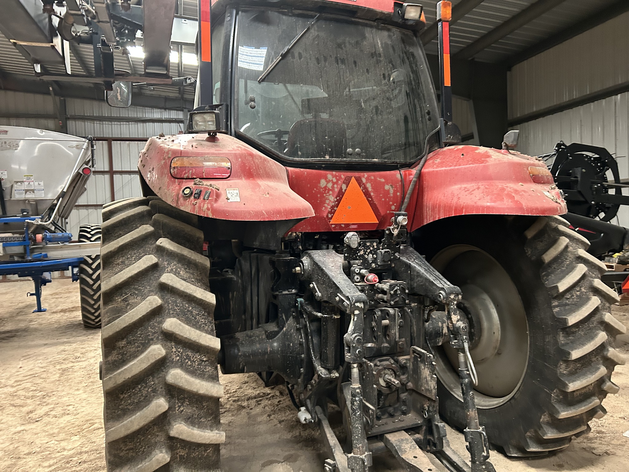  2009 Case IH Magnum 215 at Heritage Tractor in Lockwood, MO
