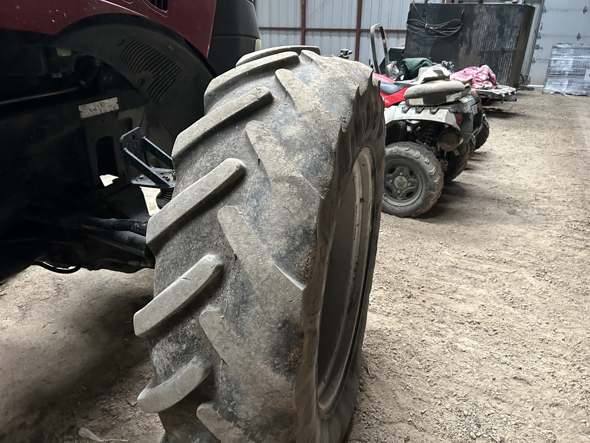  2009 Case IH Magnum 215 at Heritage Tractor in Lockwood, MO
