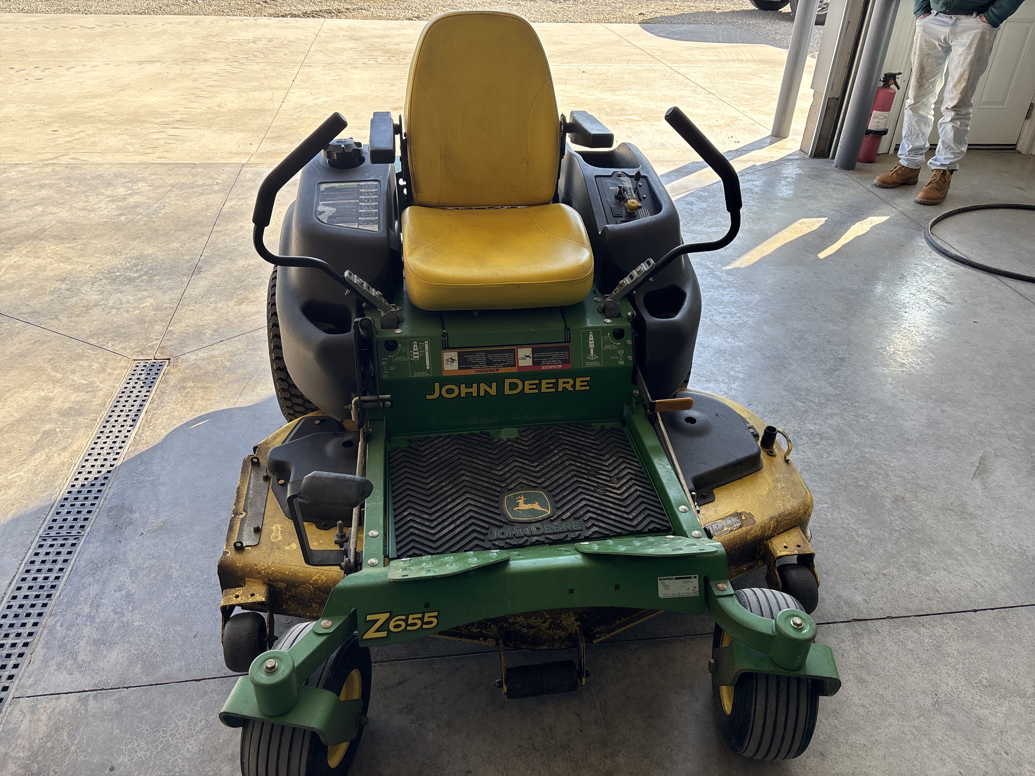 Used 2011 John Deere Z655 Zero Turn Mowers at Koenig Equipment in Greenville, OH - PhotoXL3