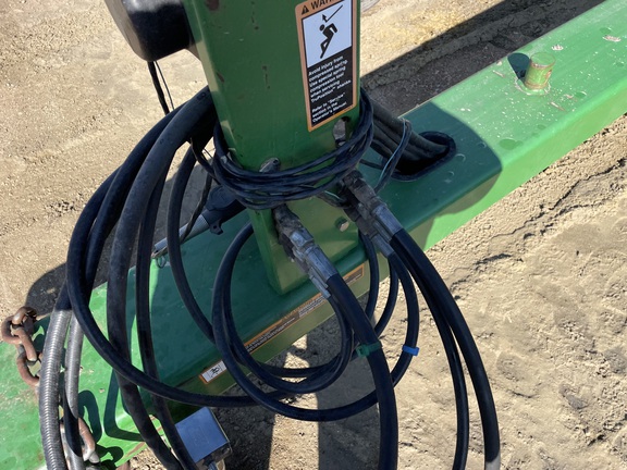 2009 John Deere 2210 - Photo12