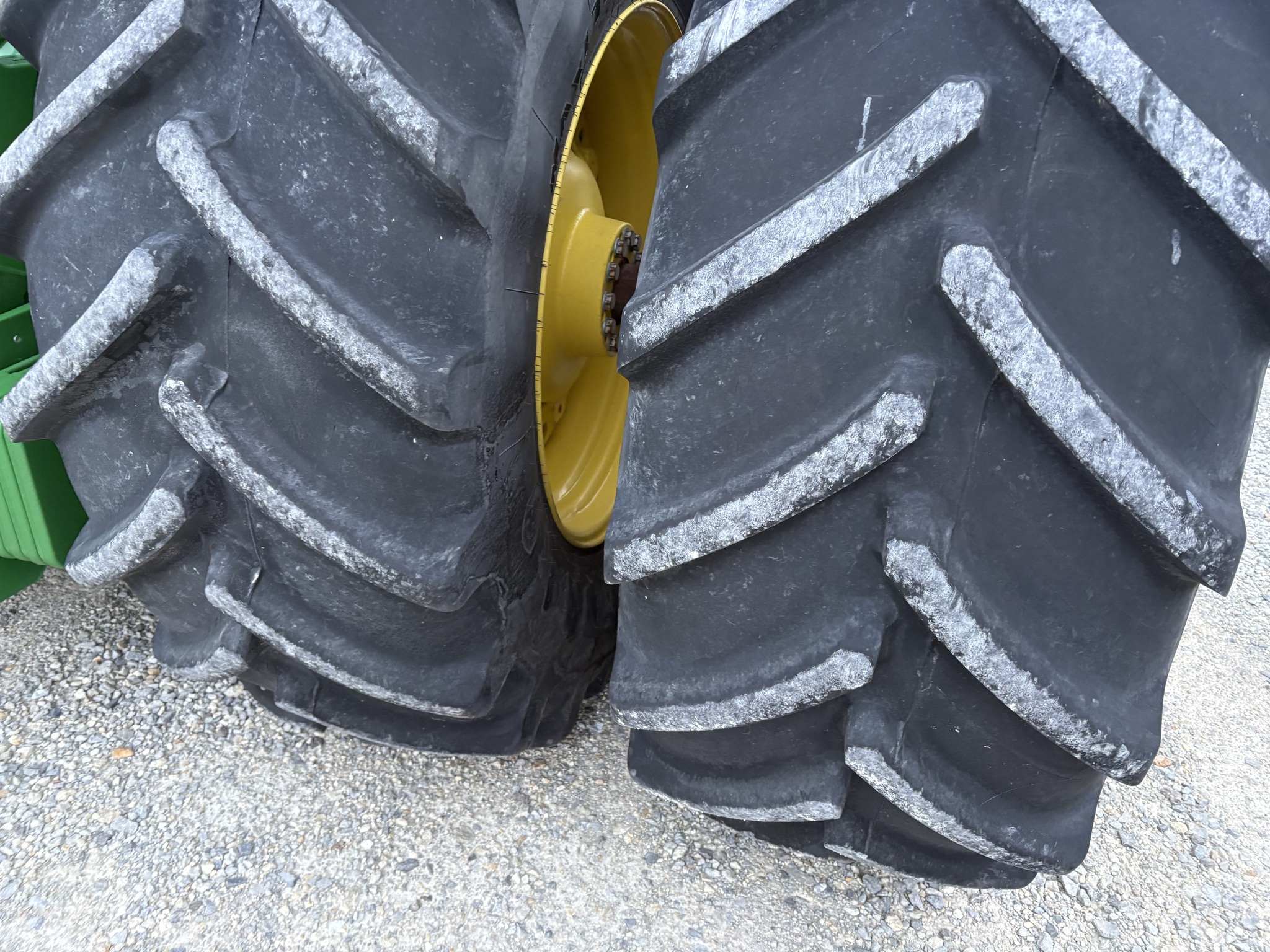 2023 John Deere 9R 640 Image 6