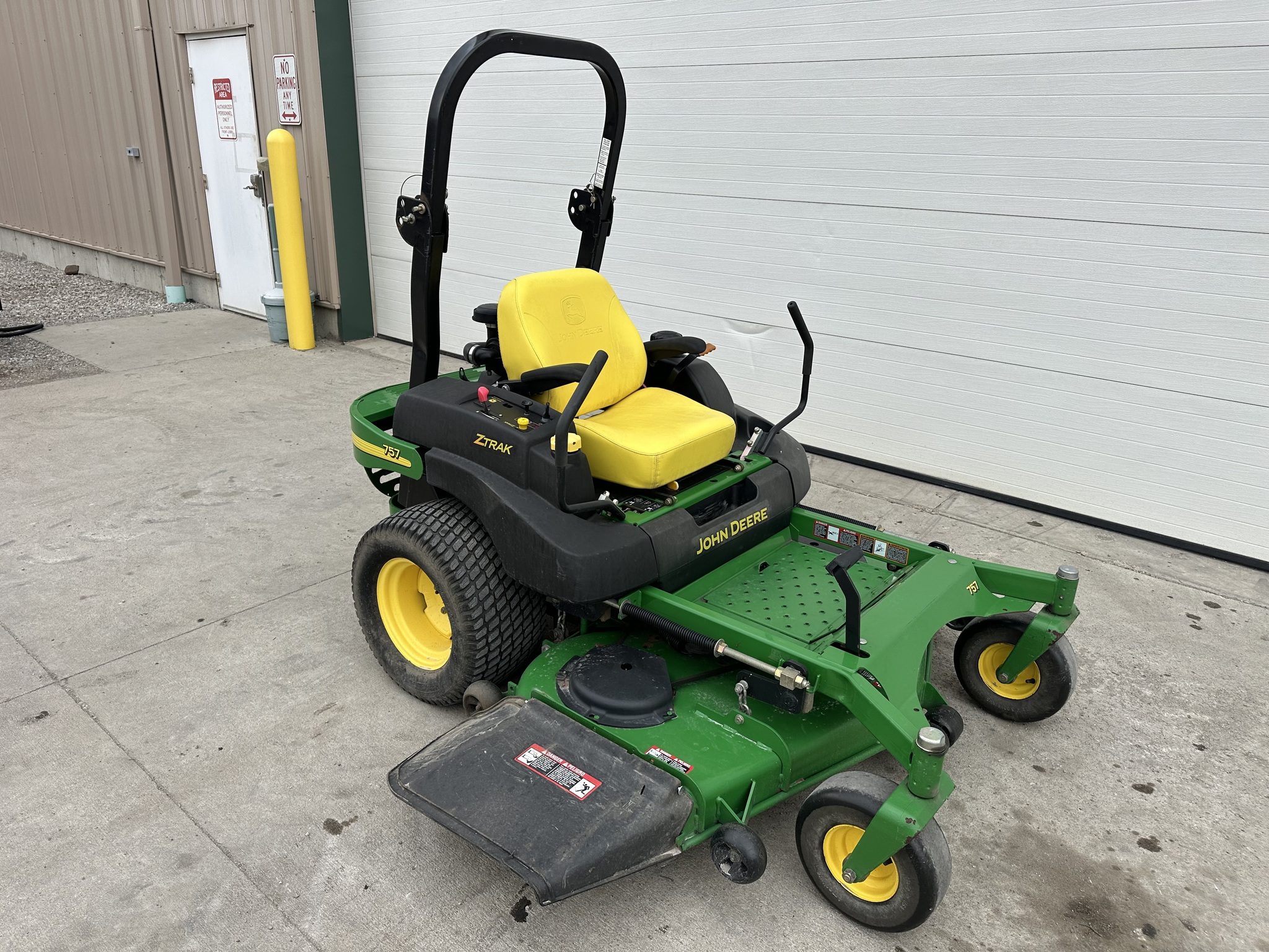 2005 John Deere 757 Image 1