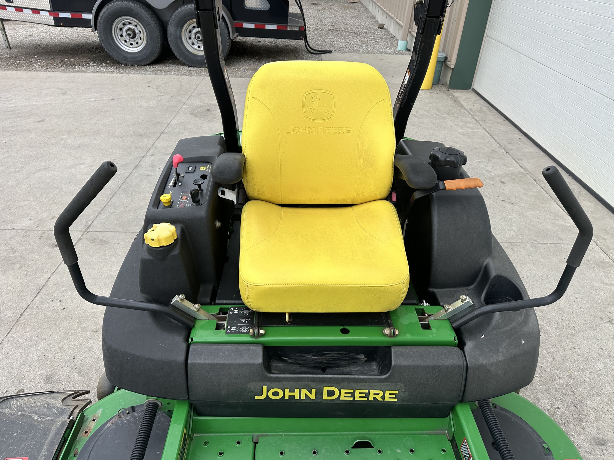 2005 John Deere 757 Image 9