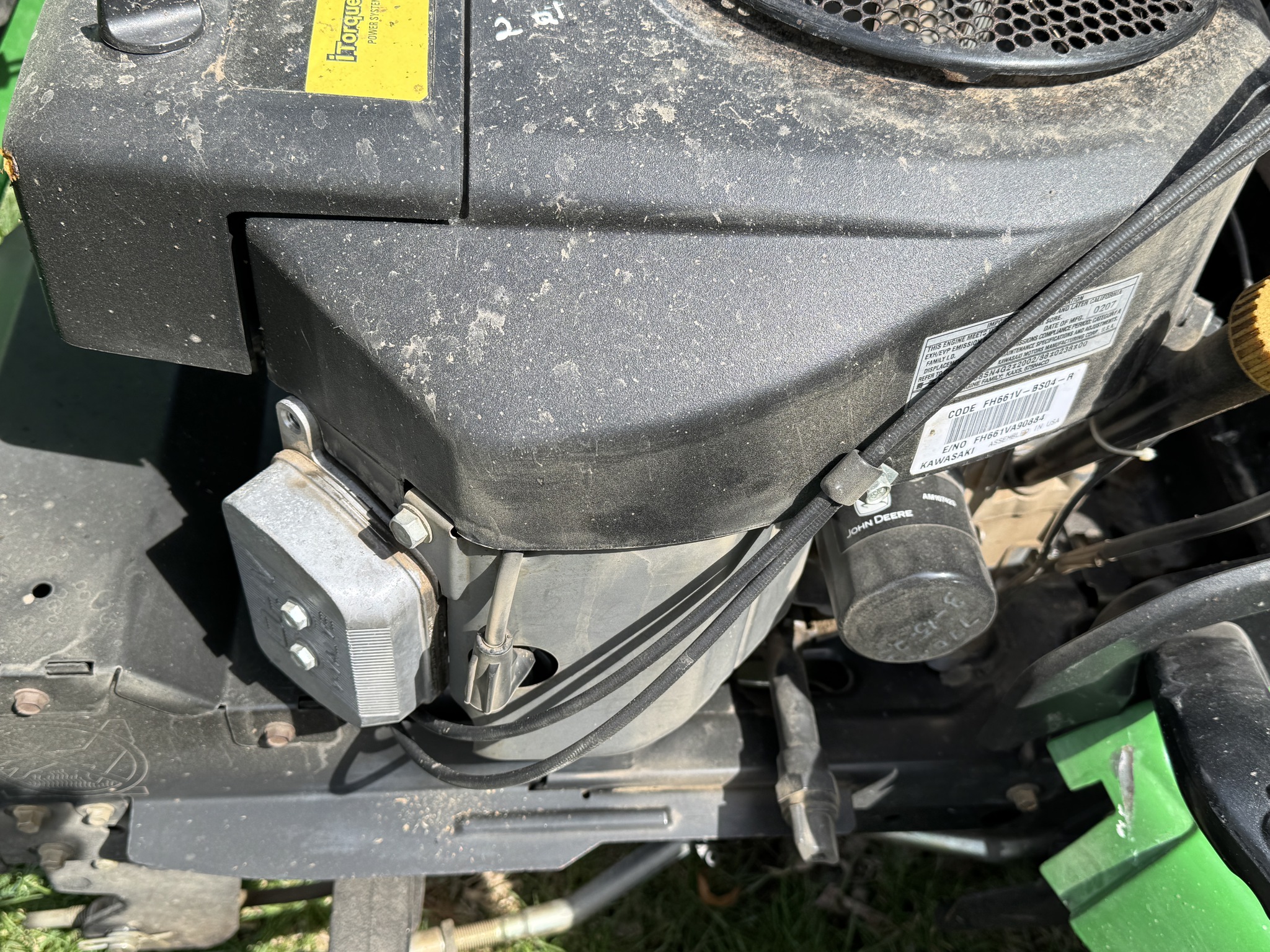 2007 John Deere X320 Image 11