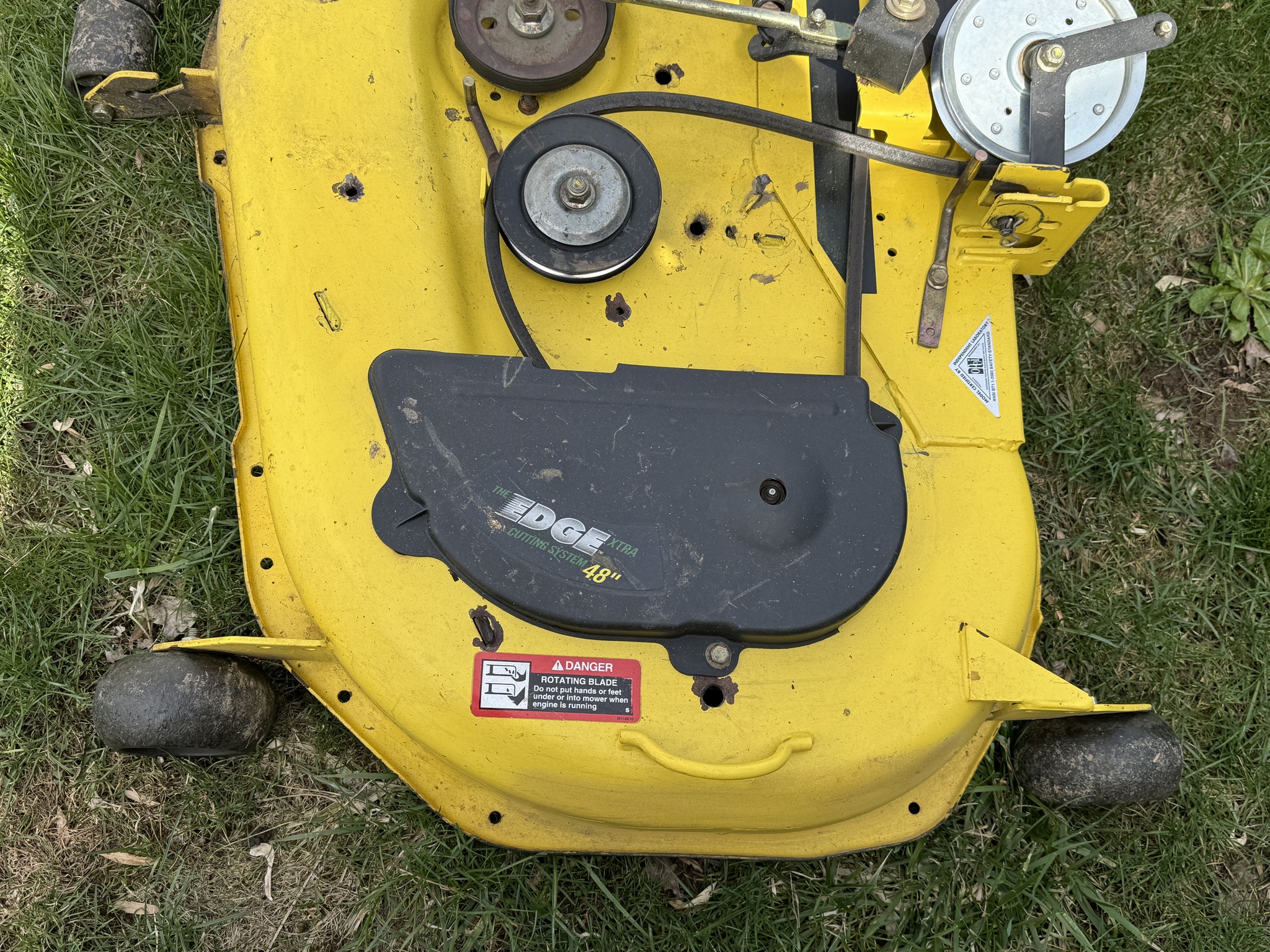 2007 John Deere X320 Image 22