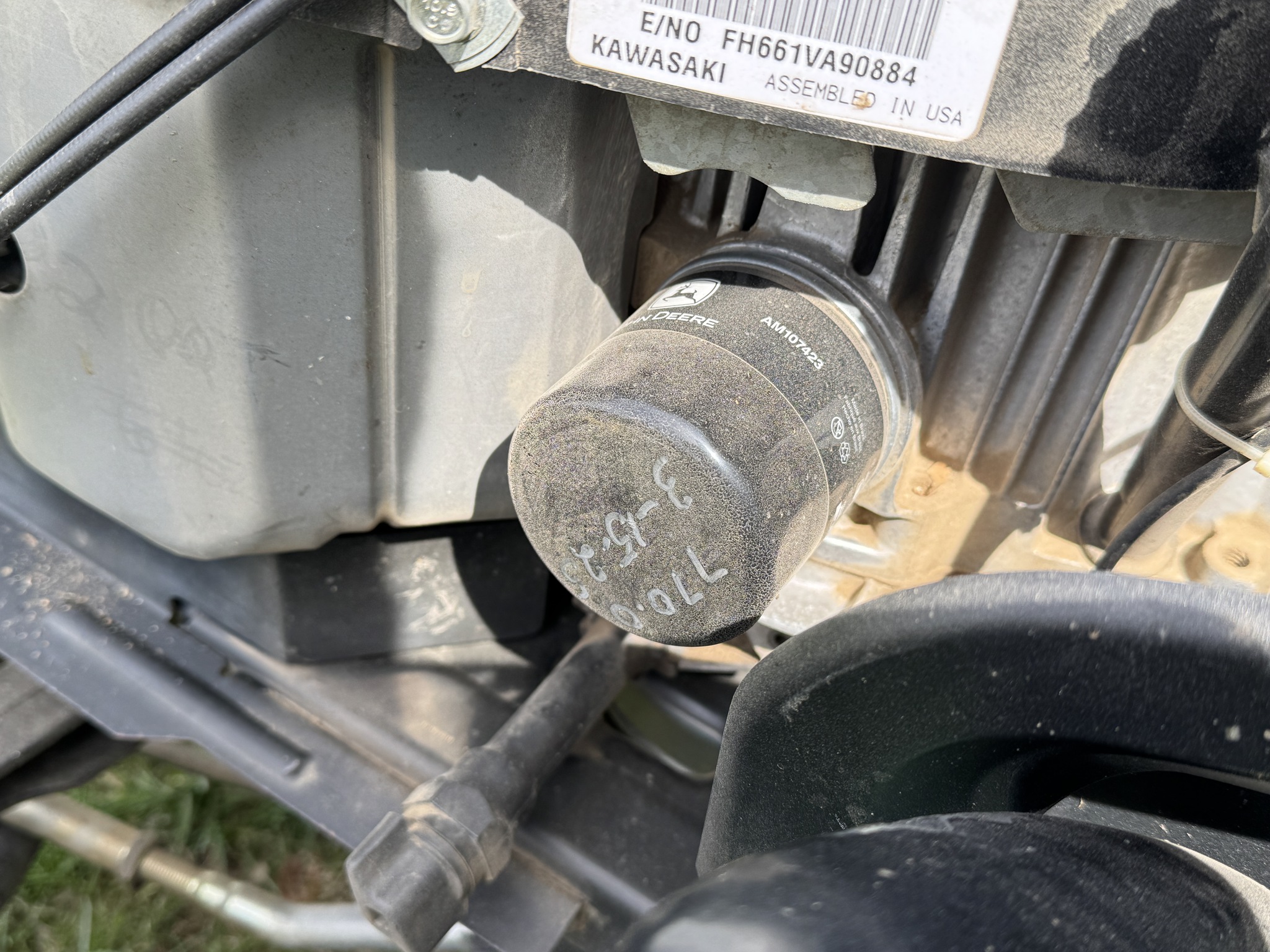 2007 John Deere X320 Image 16