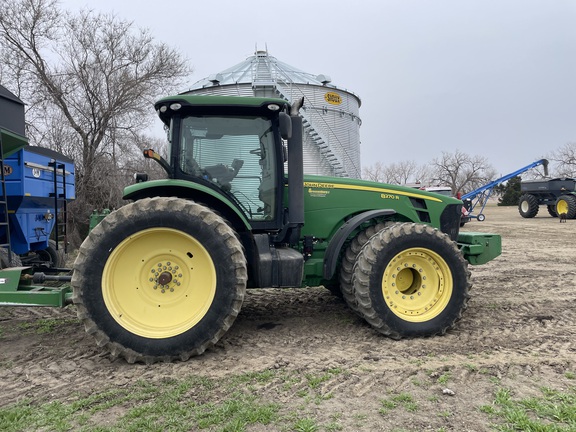 2010 John Deere 8270R (3rd thumbnail)