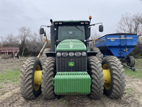 2010 John Deere 8270R (2nd thumbnail)